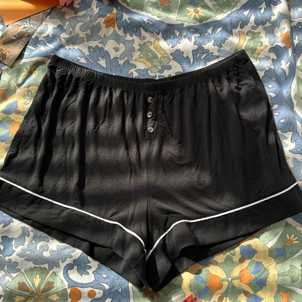 Gap pajama shorts (m)